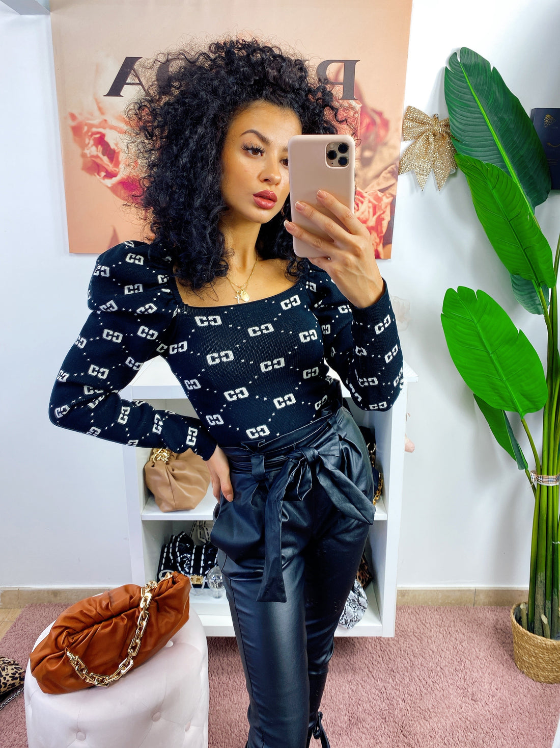 Top con manica bombata e dettagli gold - R.a. Boutique 