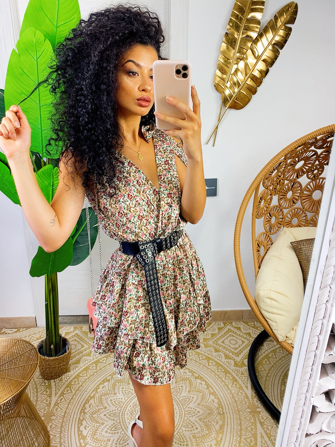 Abito corto con fiorellini beige - R.a. Boutique 