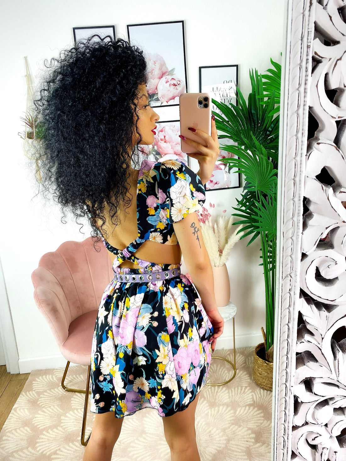 Abito a fiori lilla schiena aperta - R.a. Boutique 