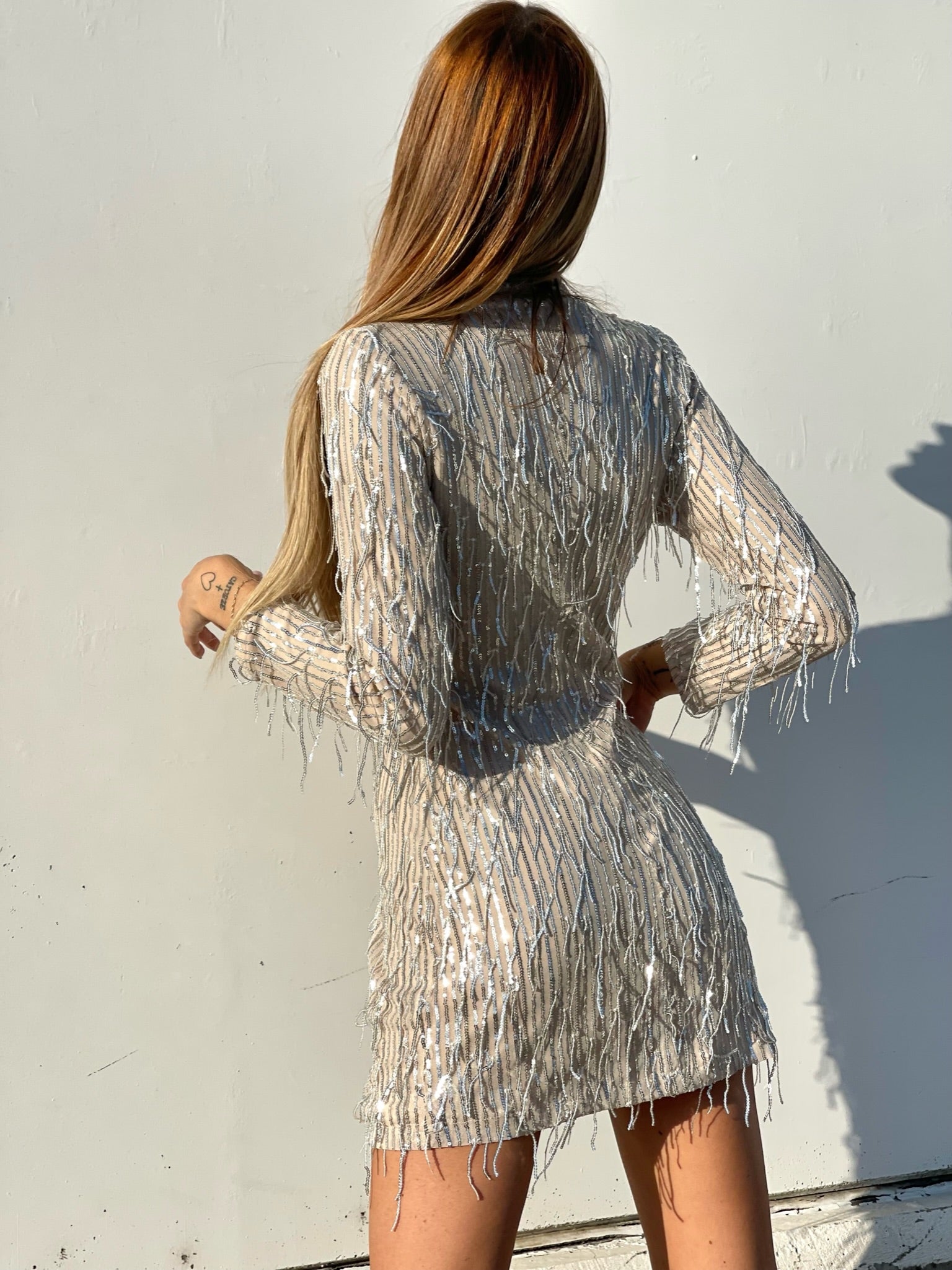 Abito nude frange in paillettes argento - R.a. Boutique 