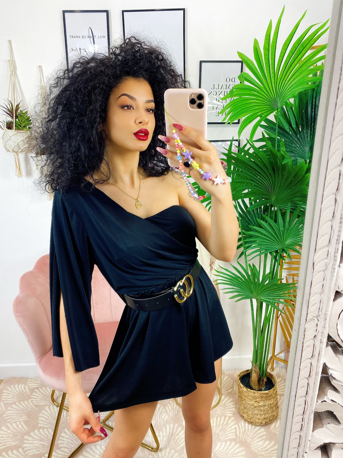 Tutina nera monospalla taglio a impero con cintura - R.a. Boutique 