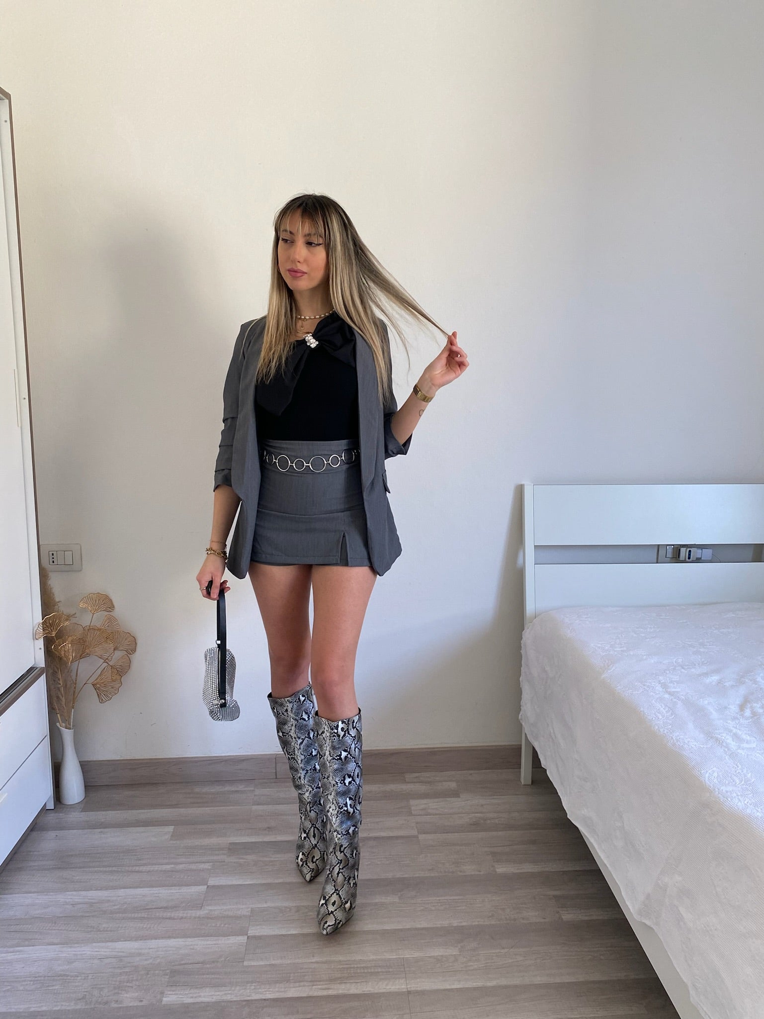 Completo giacca e gonna grigio - R.a. Boutique 