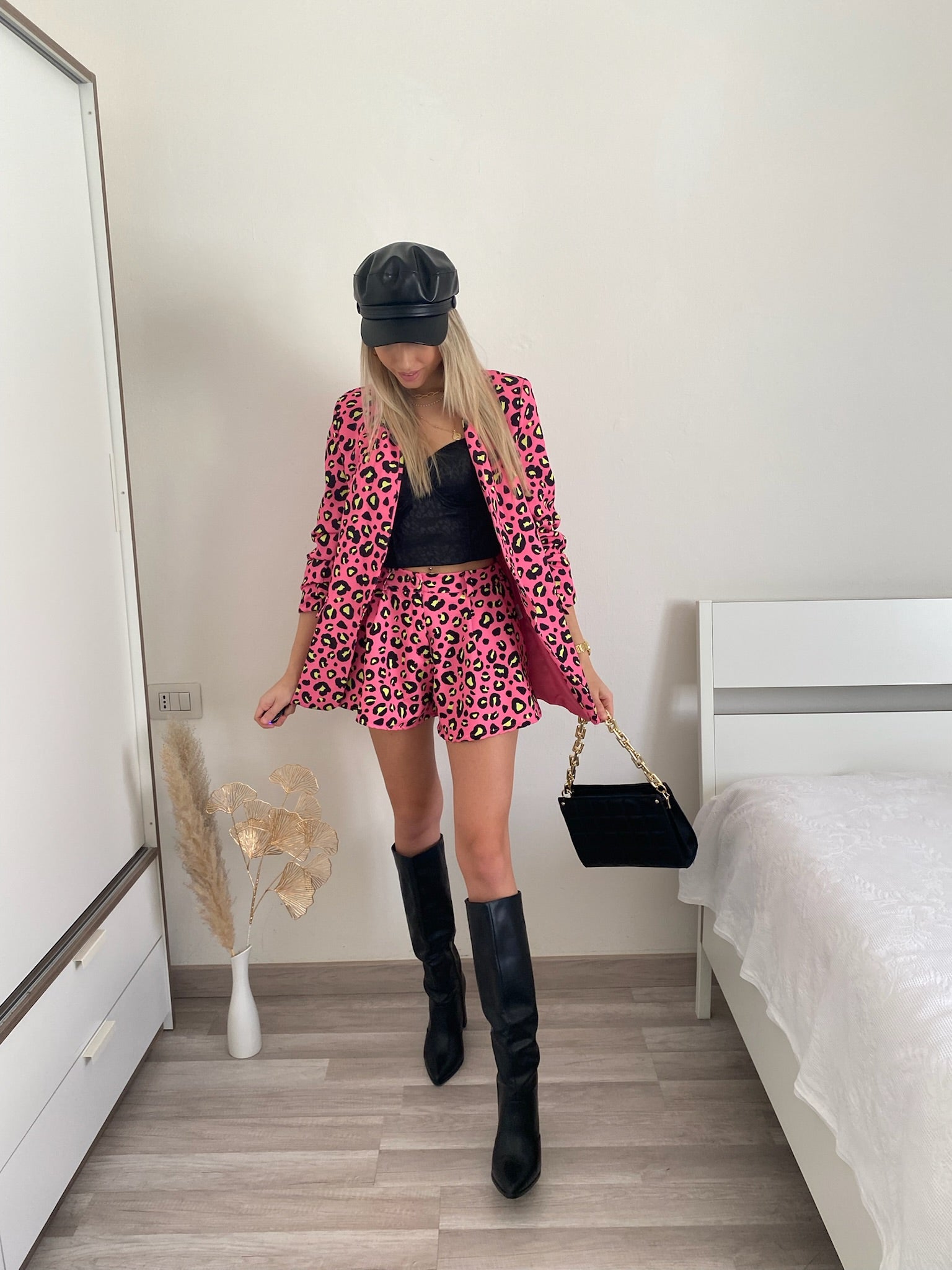 Completo giacca e Short maculato Fuxia - R.a. Boutique 