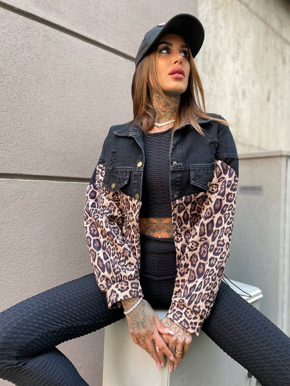 Giaccone di jeans nero e maculato - R.a. Boutique 