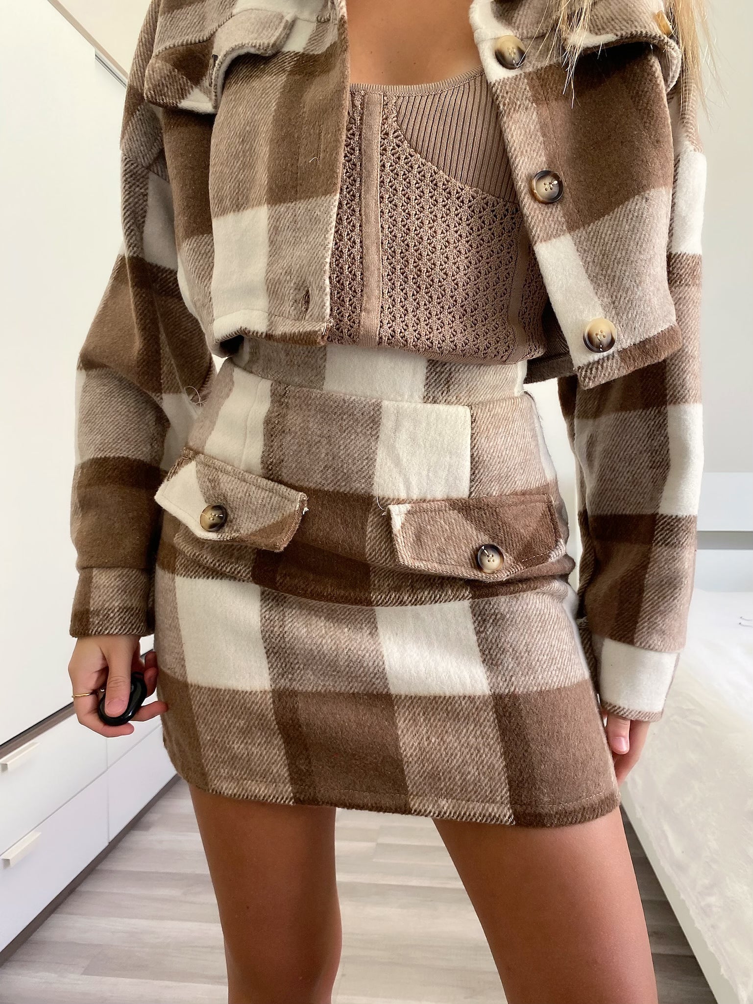 Completo giacca e gonna tweed nude - R.a. Boutique 