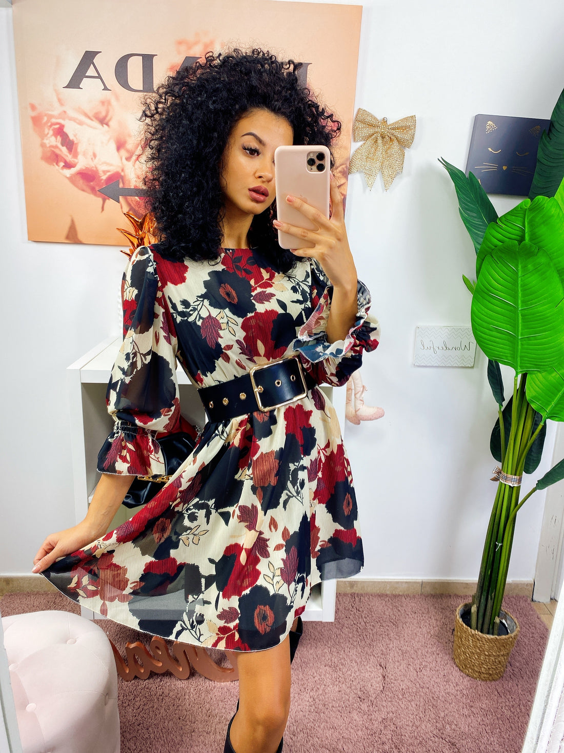 Abito manica lunga con fiori rossi e neri - R.a. Boutique 