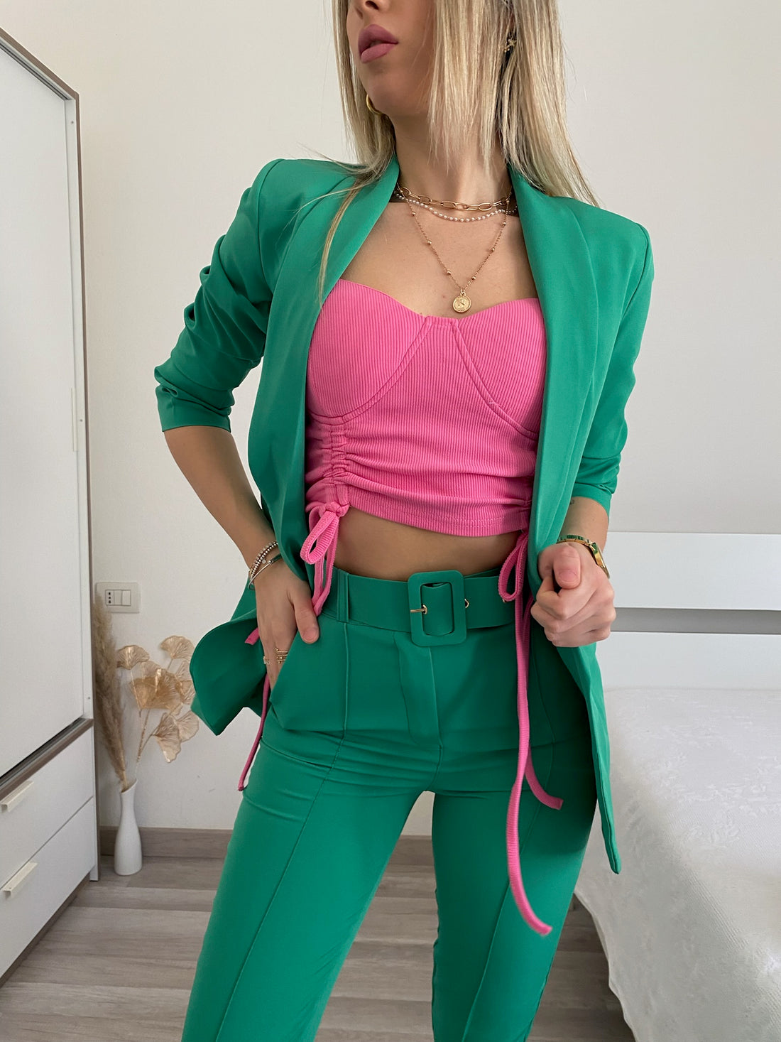 Completo giacca e pantalone verde smeraldo - R.a. Boutique 