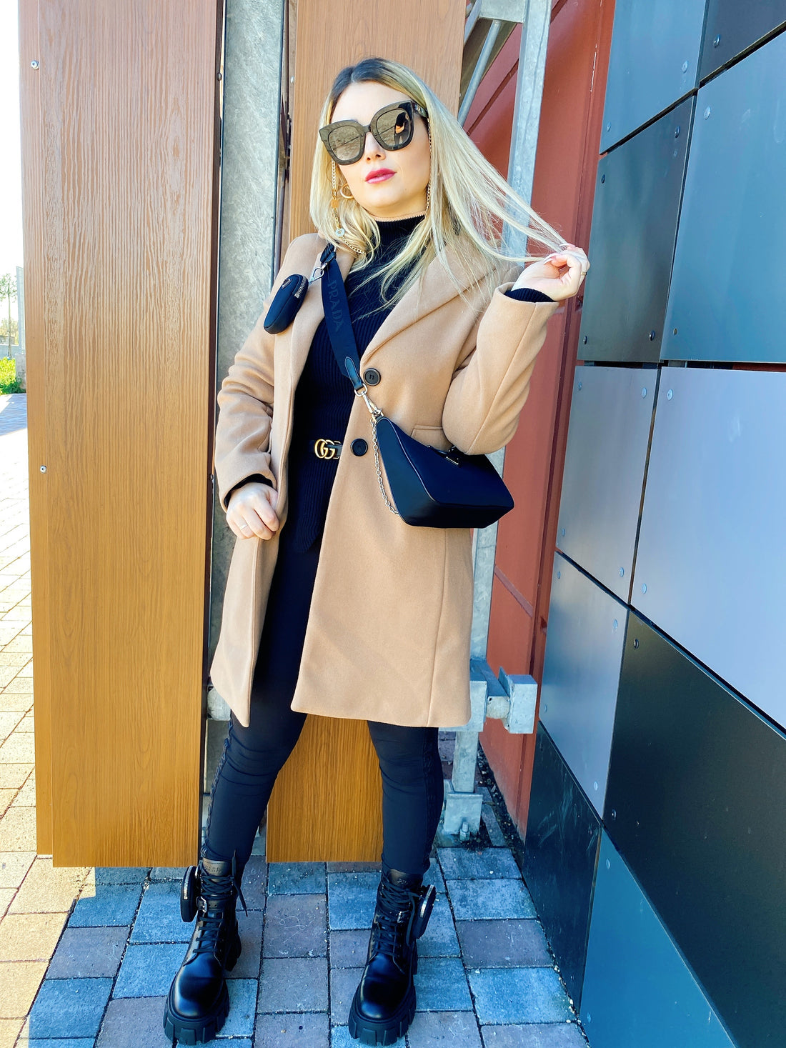 Giaccone camel con bottoni - R.a. Boutique 