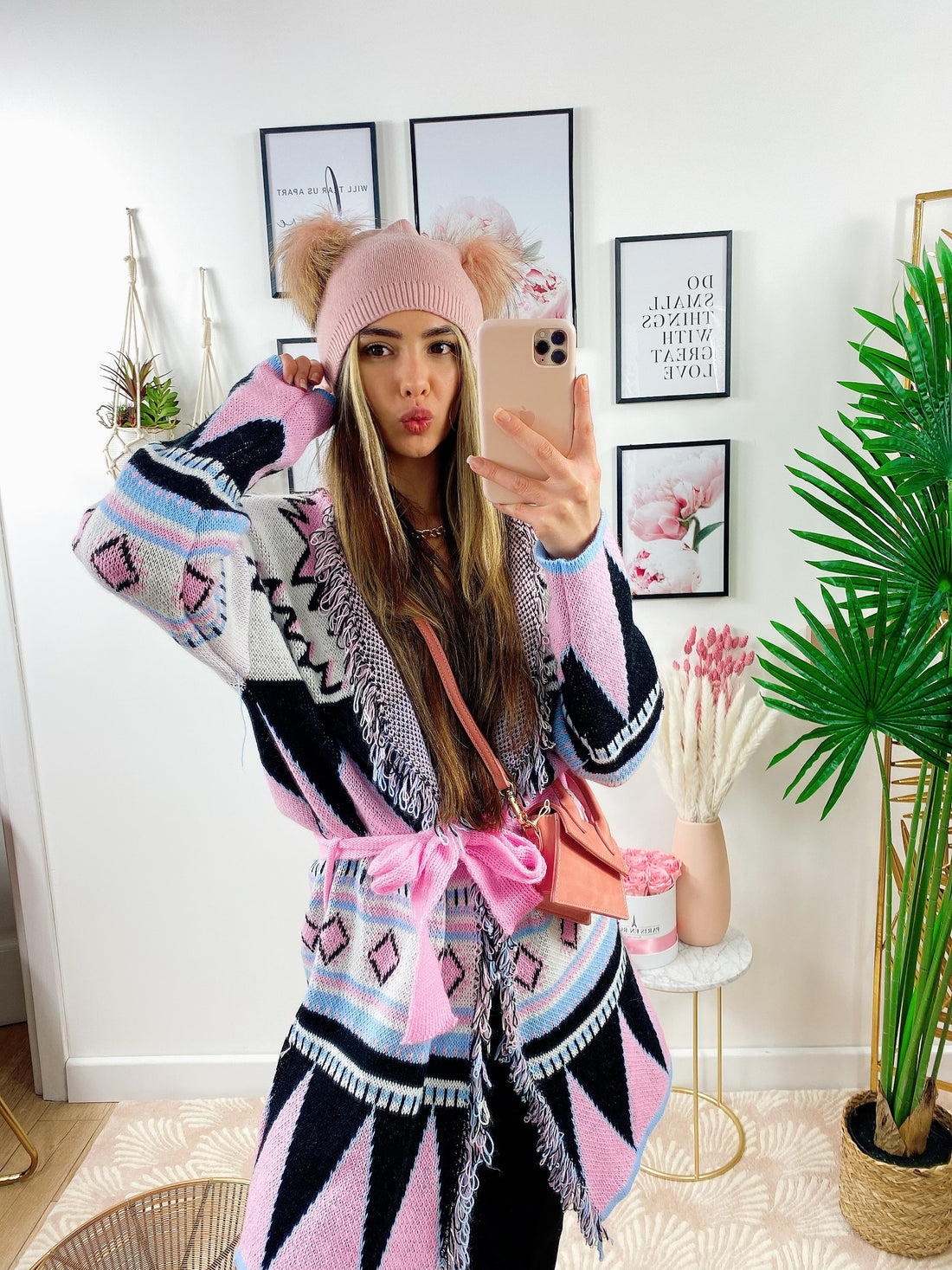 Cardigan rosa con frange e cinta - R.a. Boutique 