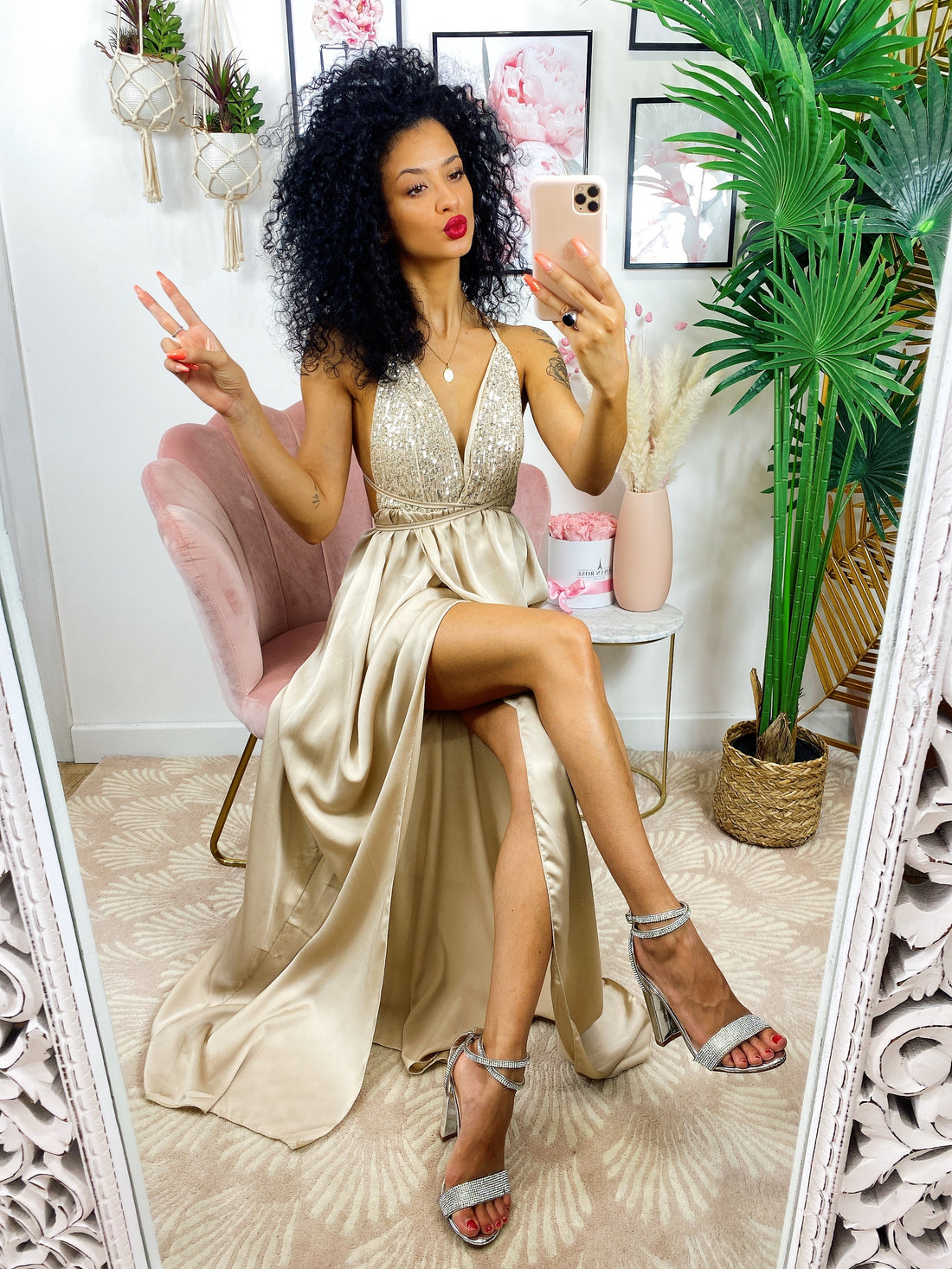 Dress Afrodite con paillettes beige - R.a. Boutique 