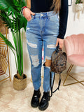 Jeans con strappi - R.a. Boutique 