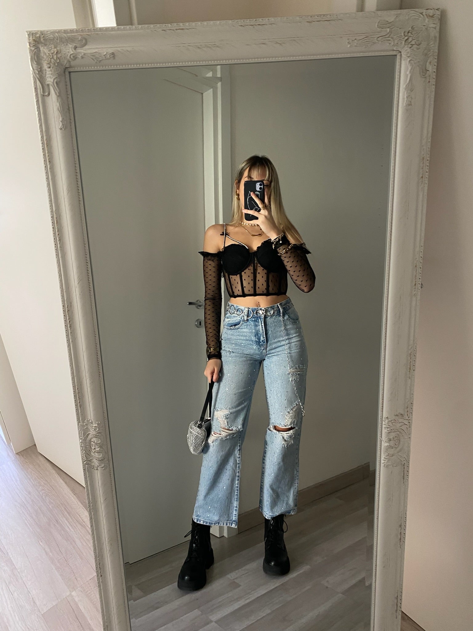 Jeans con strappi e strass - R.a. Boutique 