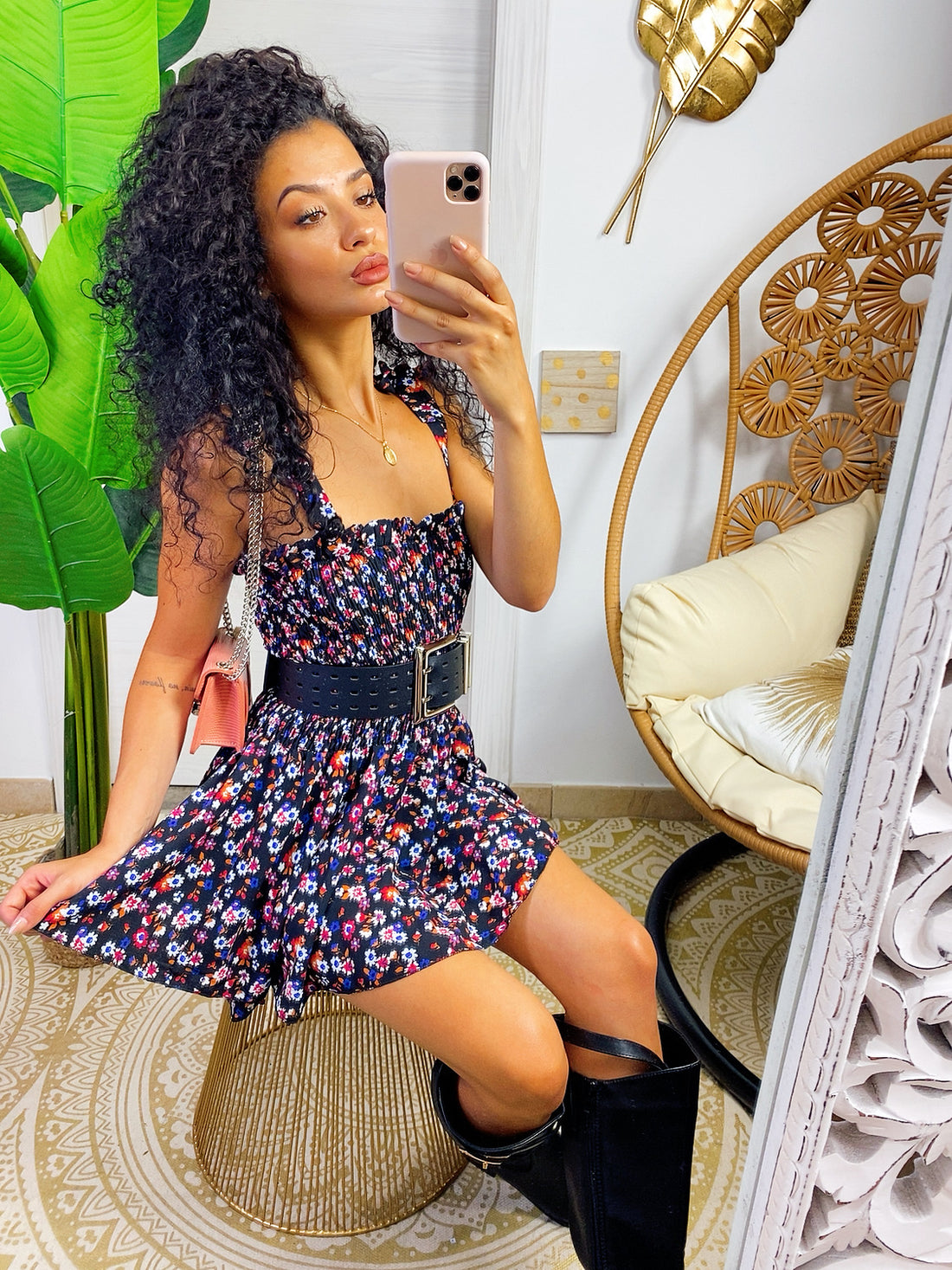 Abito a fiori con fiocchetti - R.a. Boutique 