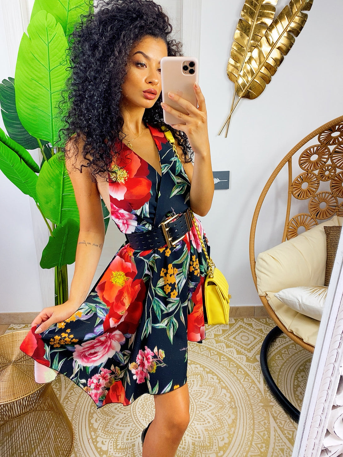 Tutina con incrocio a x sulla schiena fiori arancio - R.a. Boutique 