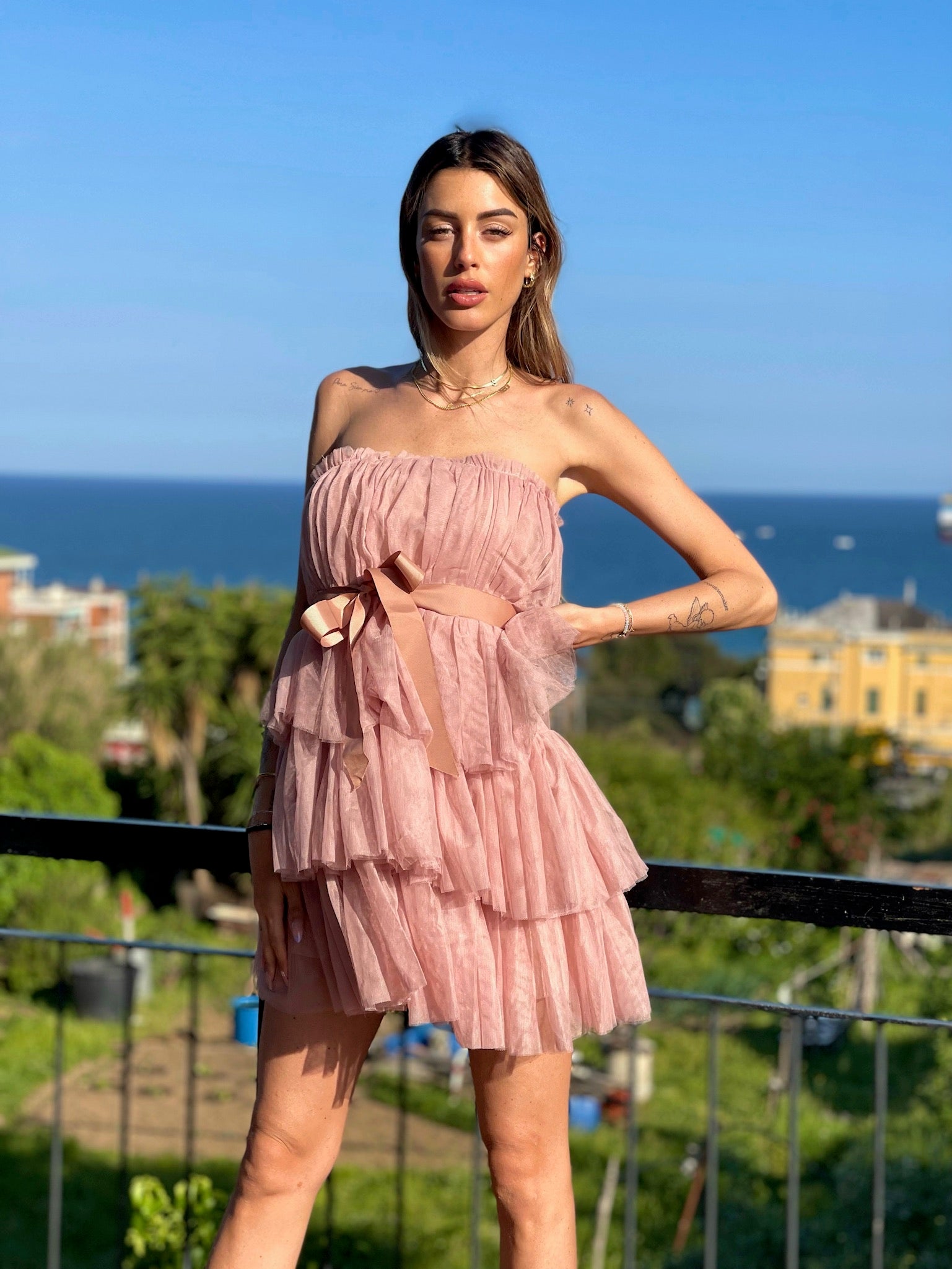 Abito in tulle a fascia cipria - R.a. Boutique 