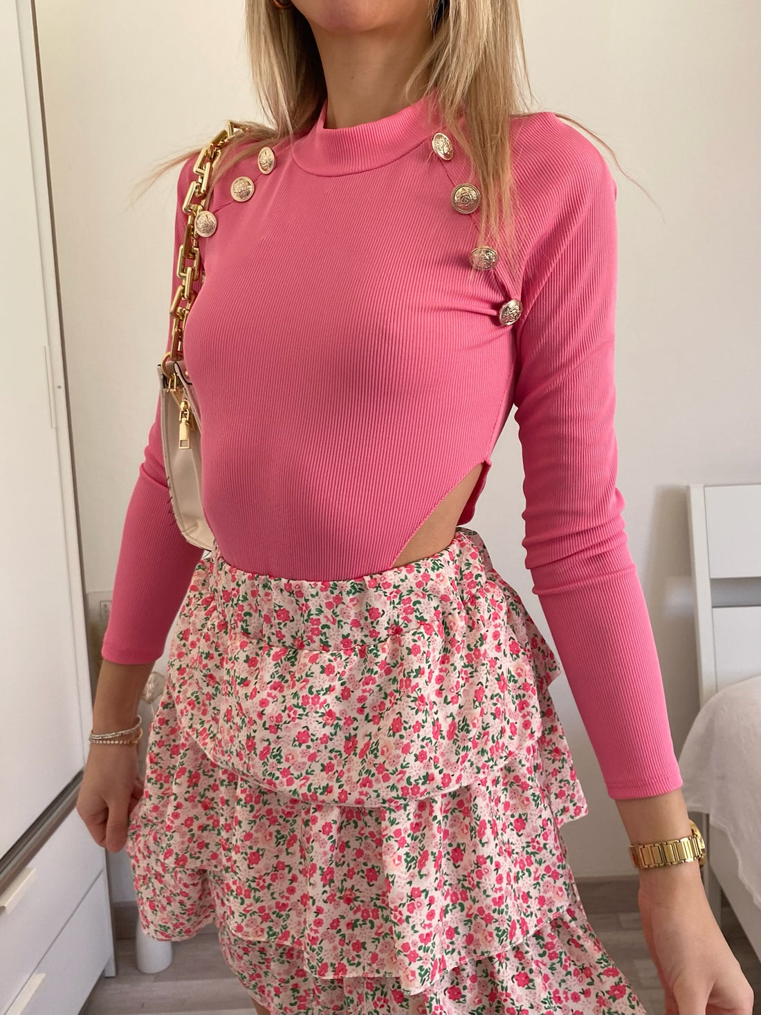 Body a costine rosa barbie con bottoni oro - R.a. Boutique 