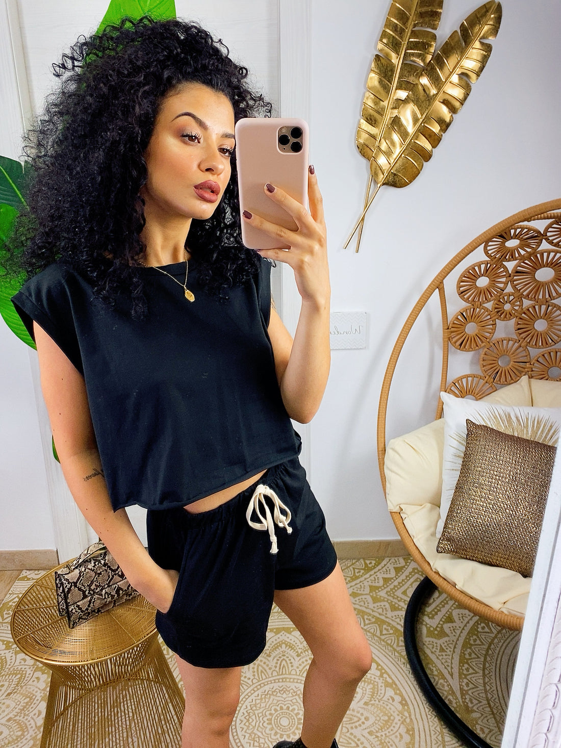 Completo sportivo maglia e short nero - R.a. Boutique 