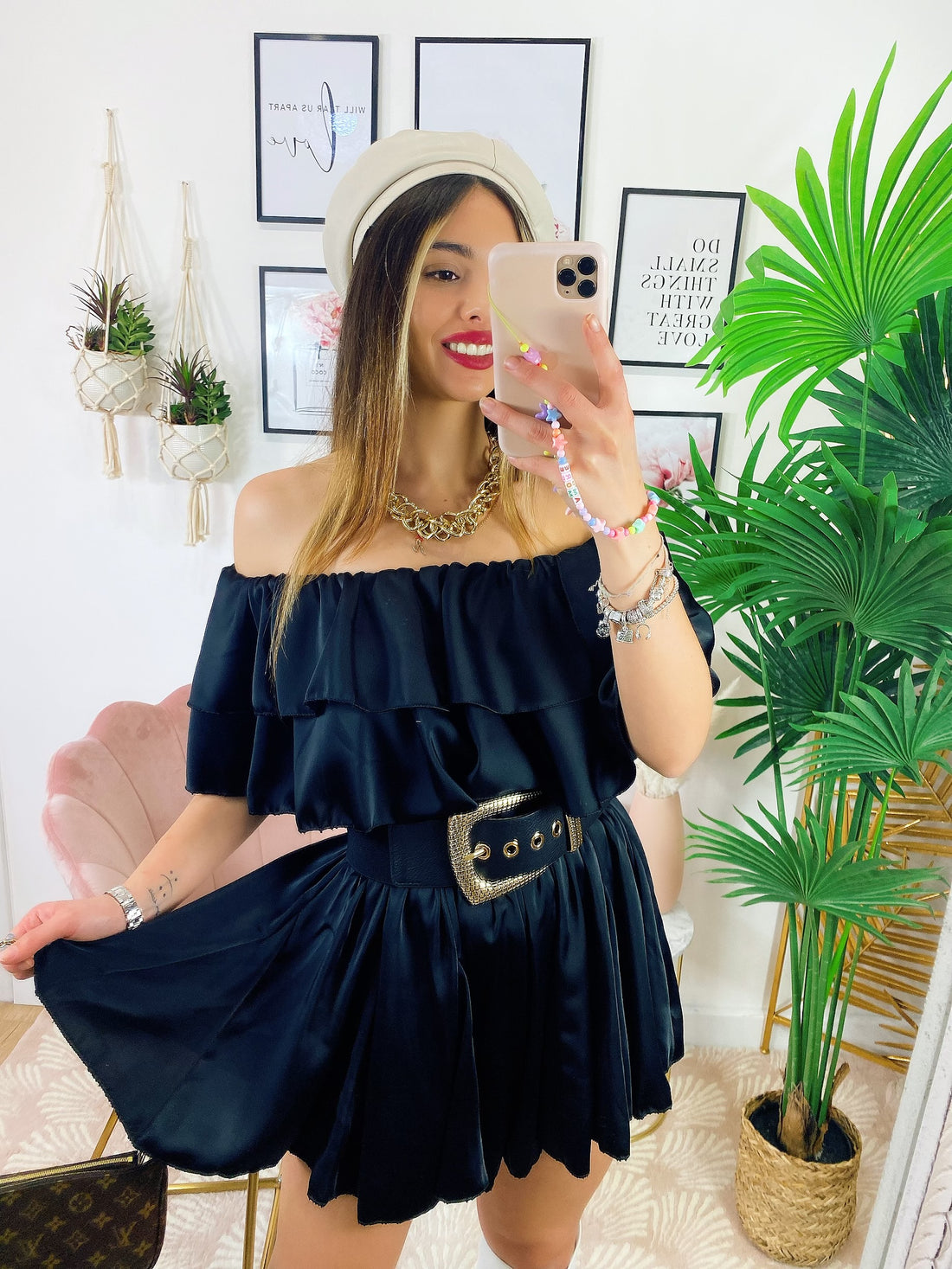 Tutina in raso con balza e scollo a barchetta - R.a. Boutique 