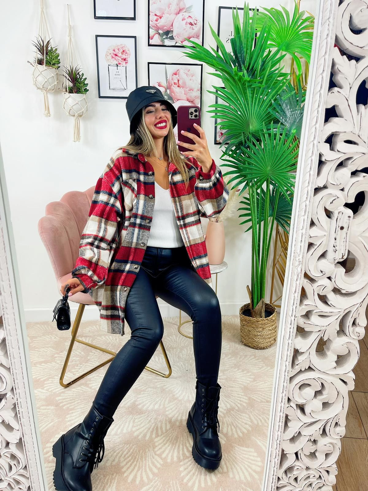 Giacca a quadri dettaglio rosso lunga - R.a. Boutique 