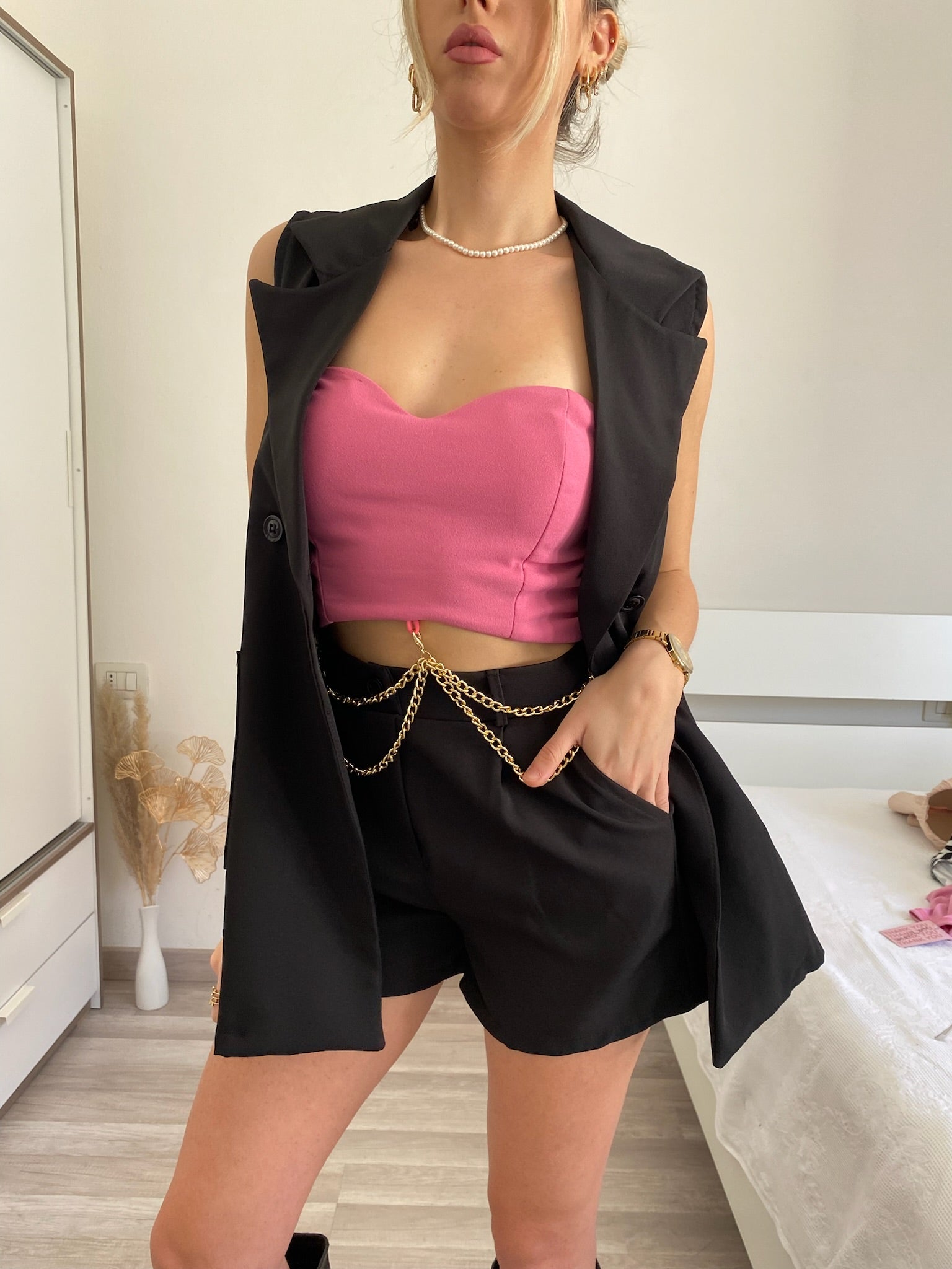 Completo gilet e short nero - R.a. Boutique 