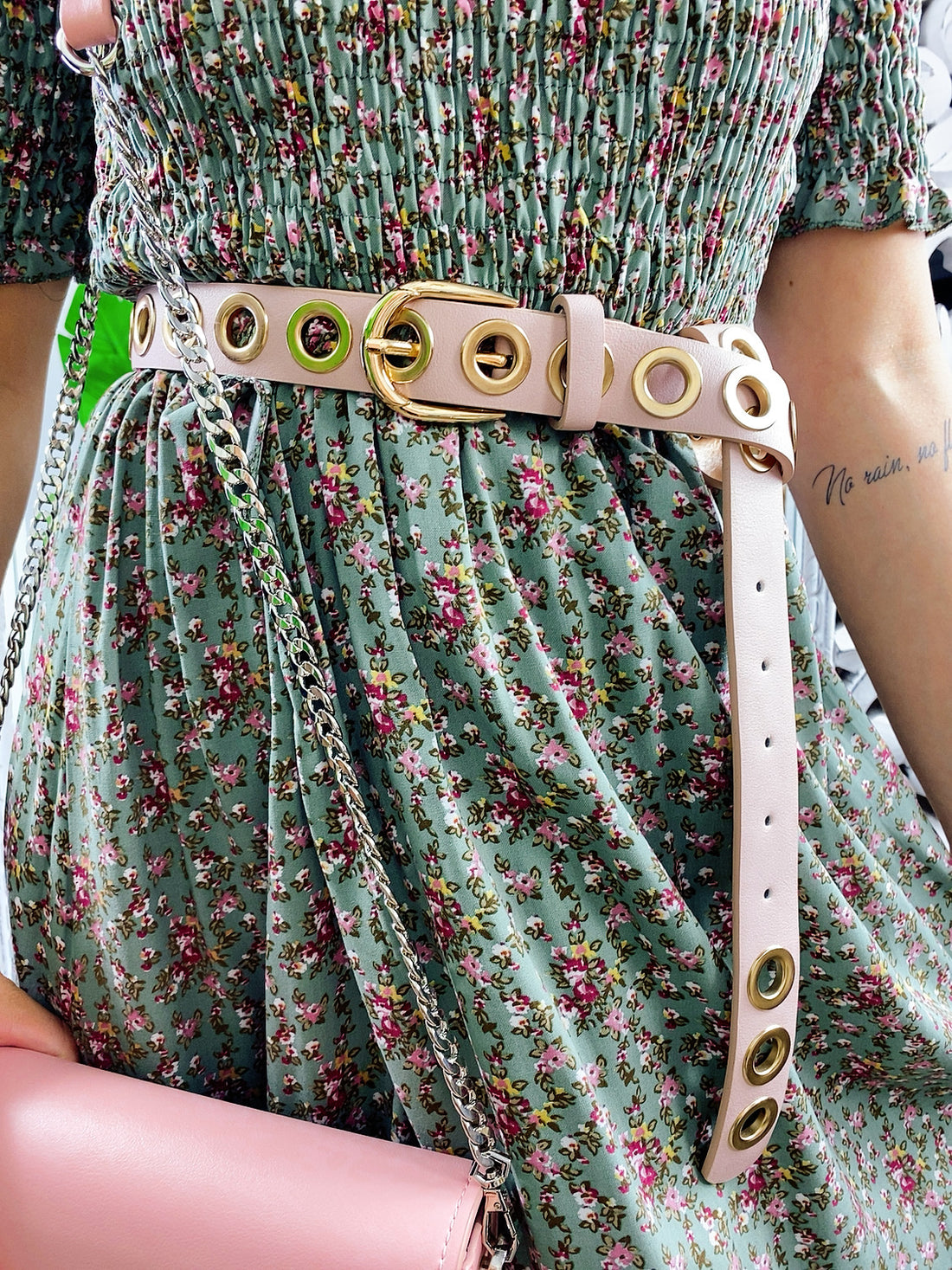 Cinturino con occhielli cipria - R.a. Boutique 