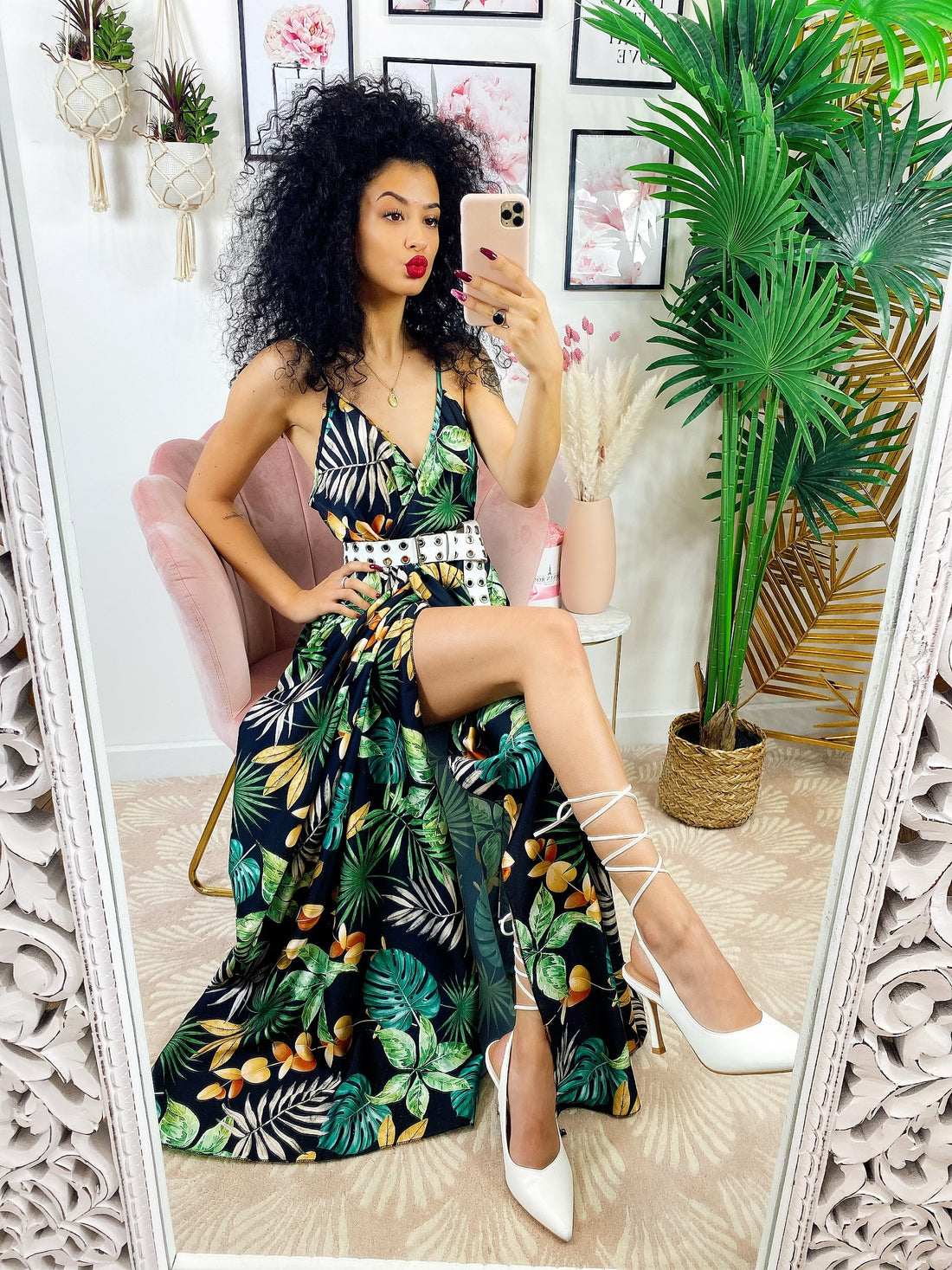 Abito in raso floreale con maxi spacco nero - R.a. Boutique 