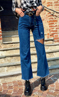 Jeans con strappi - R.a. Boutique 