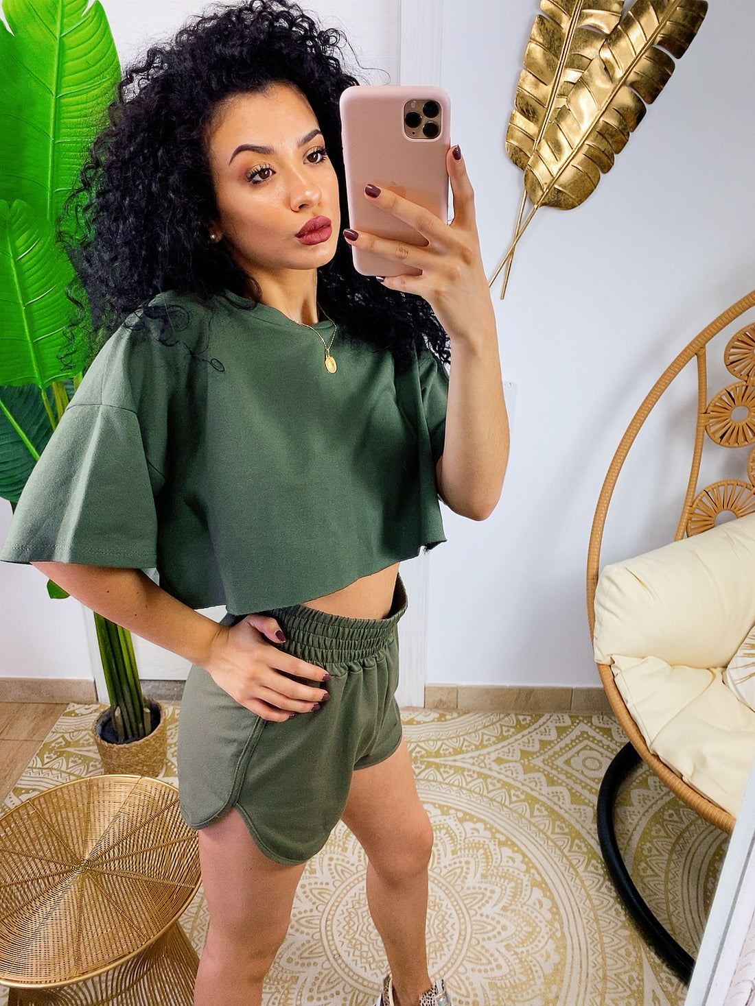 Completo sportivo maglia e short verde militare - R.a. Boutique 