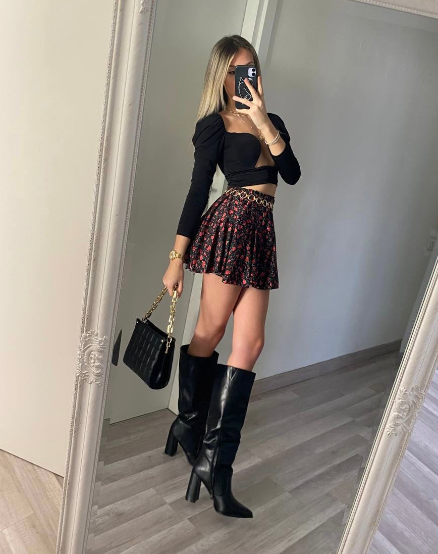 Gonna a ruota nera a fiorellini Rossi - R.a. Boutique 