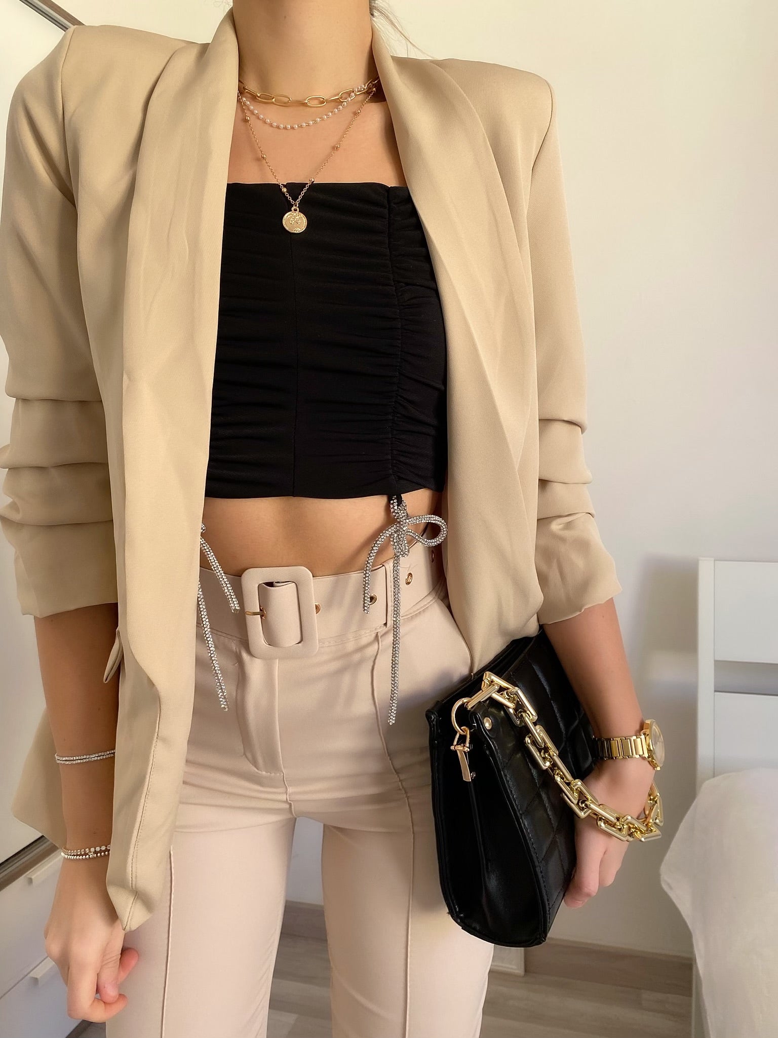 Completo giacca e pantalone beige - R.a. Boutique 