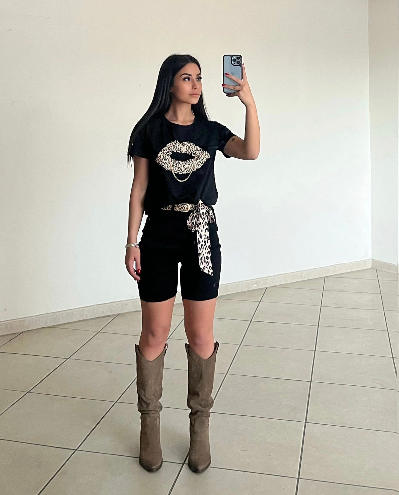 T-shirt kiss animalier nera - R.a. Boutique 