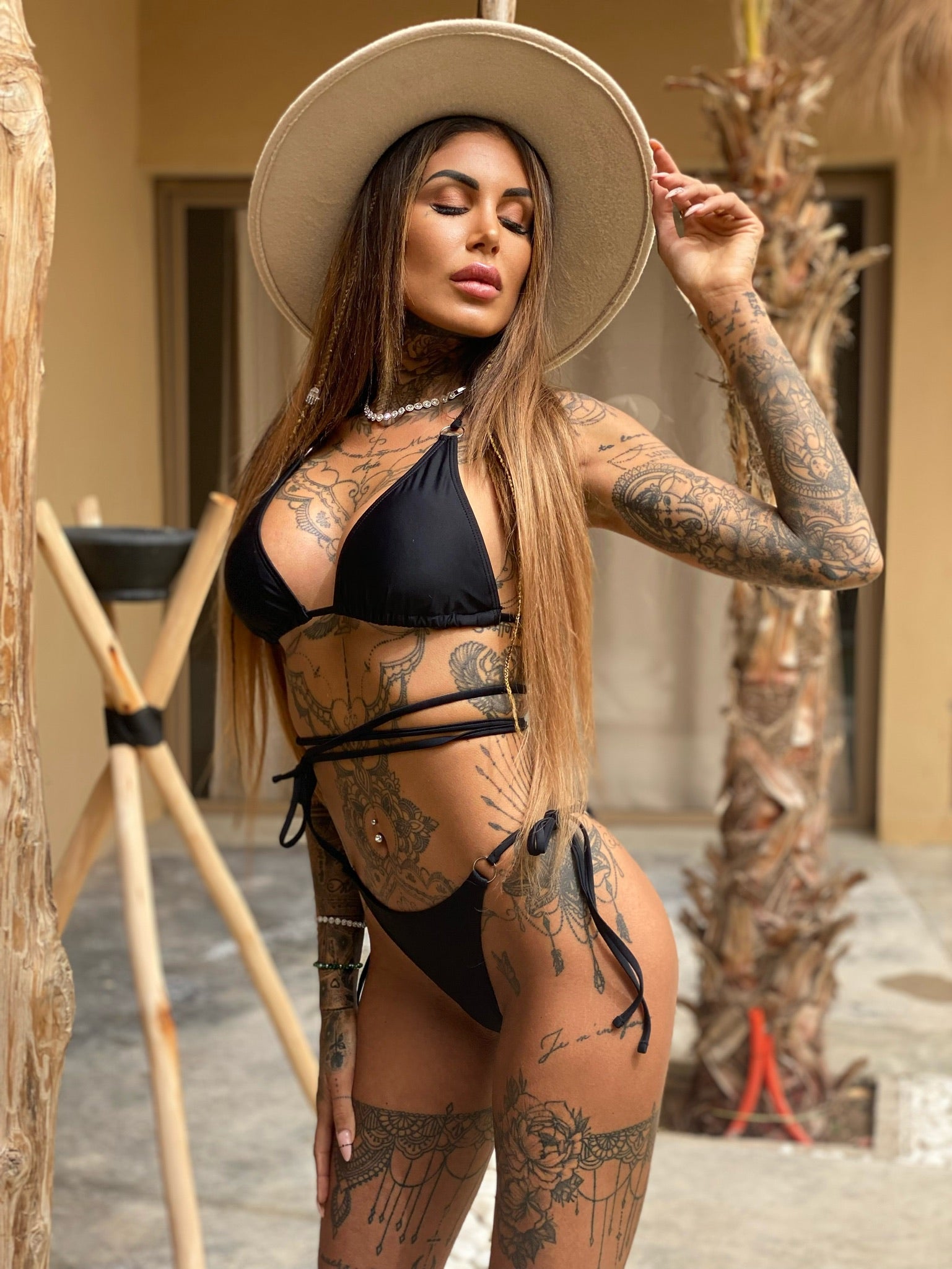 Bikini con lacci Nero - R.a. Boutique 