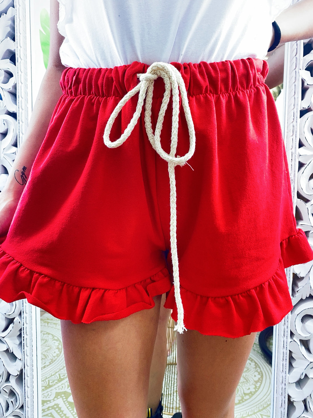 Short rosso con arricciatura - R.a. Boutique 