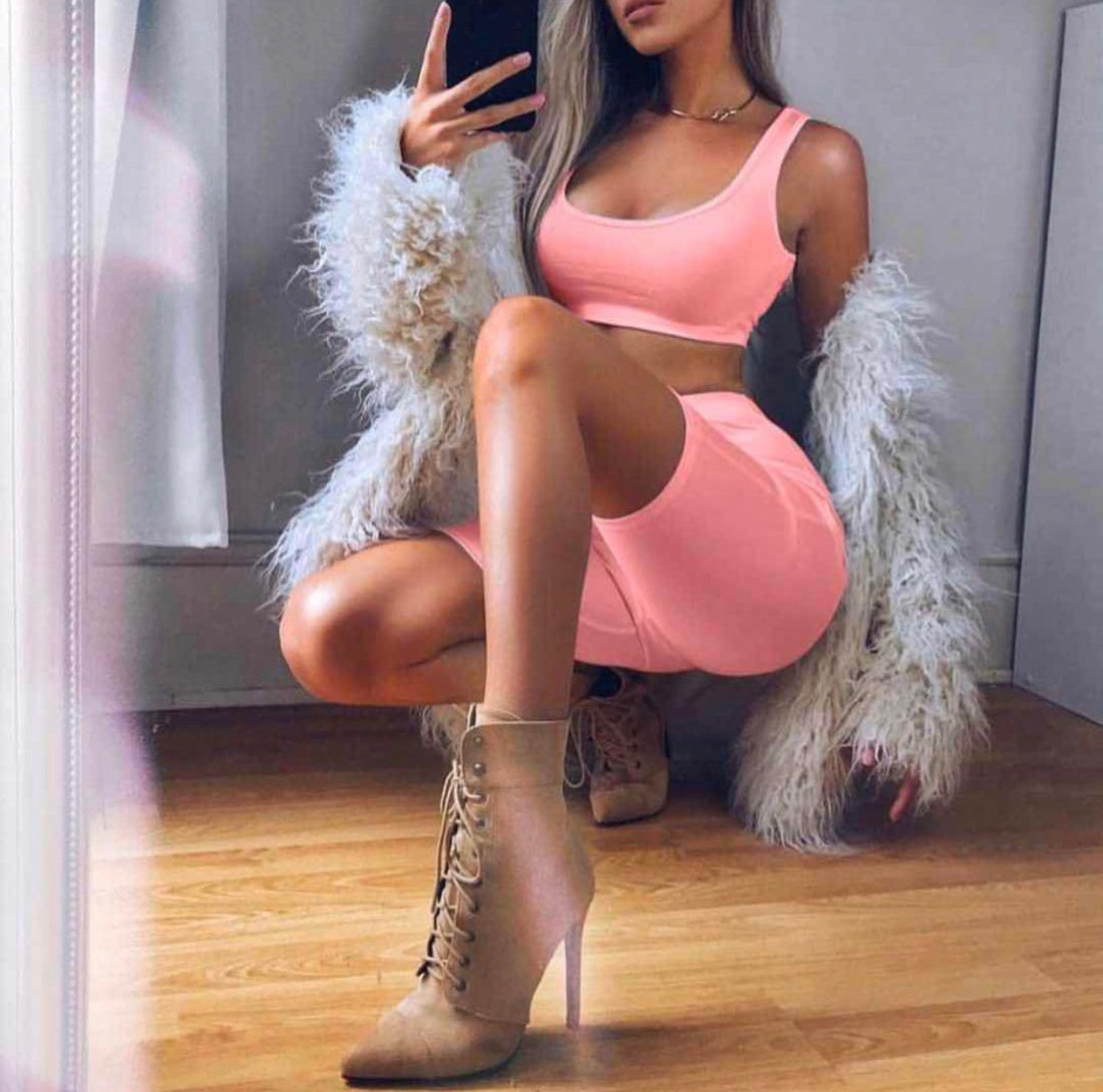 Completo sportivo top e pantaloncino aderenti - R.a. Boutique 