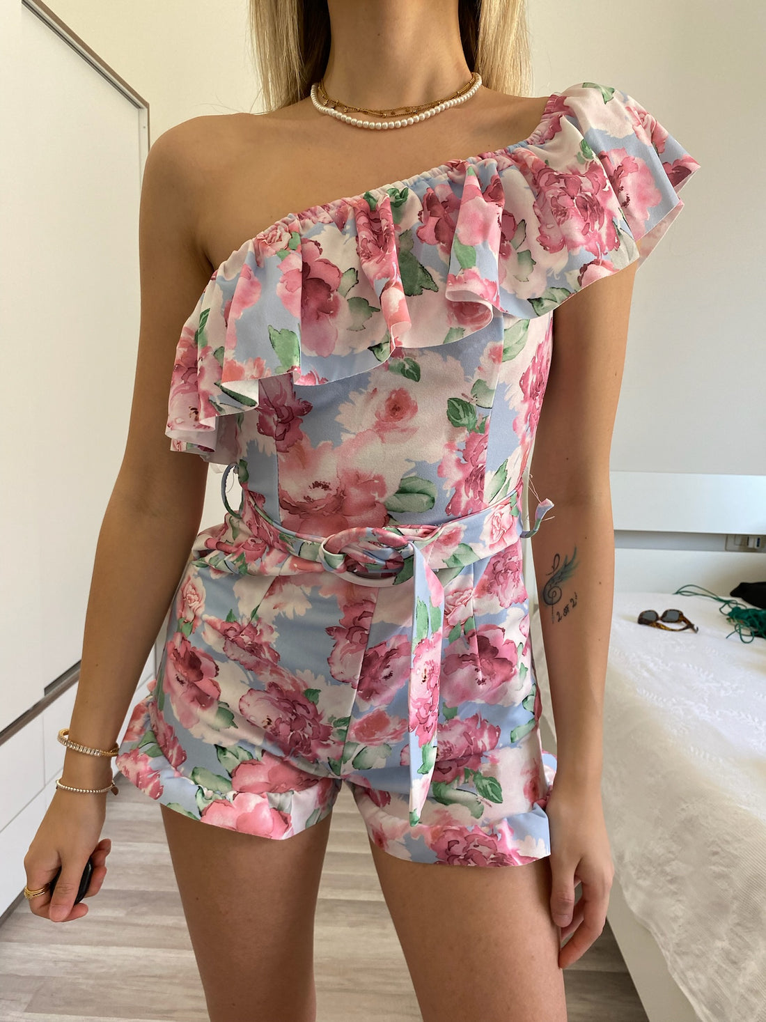 Tuta monospalla fiori rosa - R.a. Boutique 