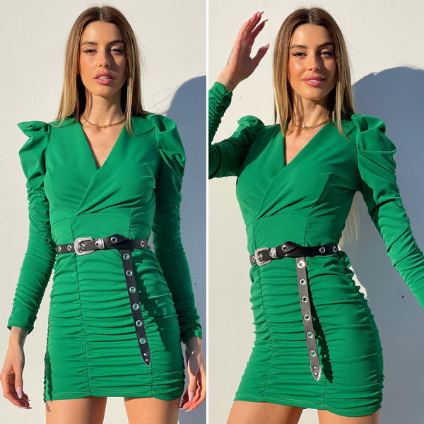 Grünes Kleid mit Trägern und Drapierung
