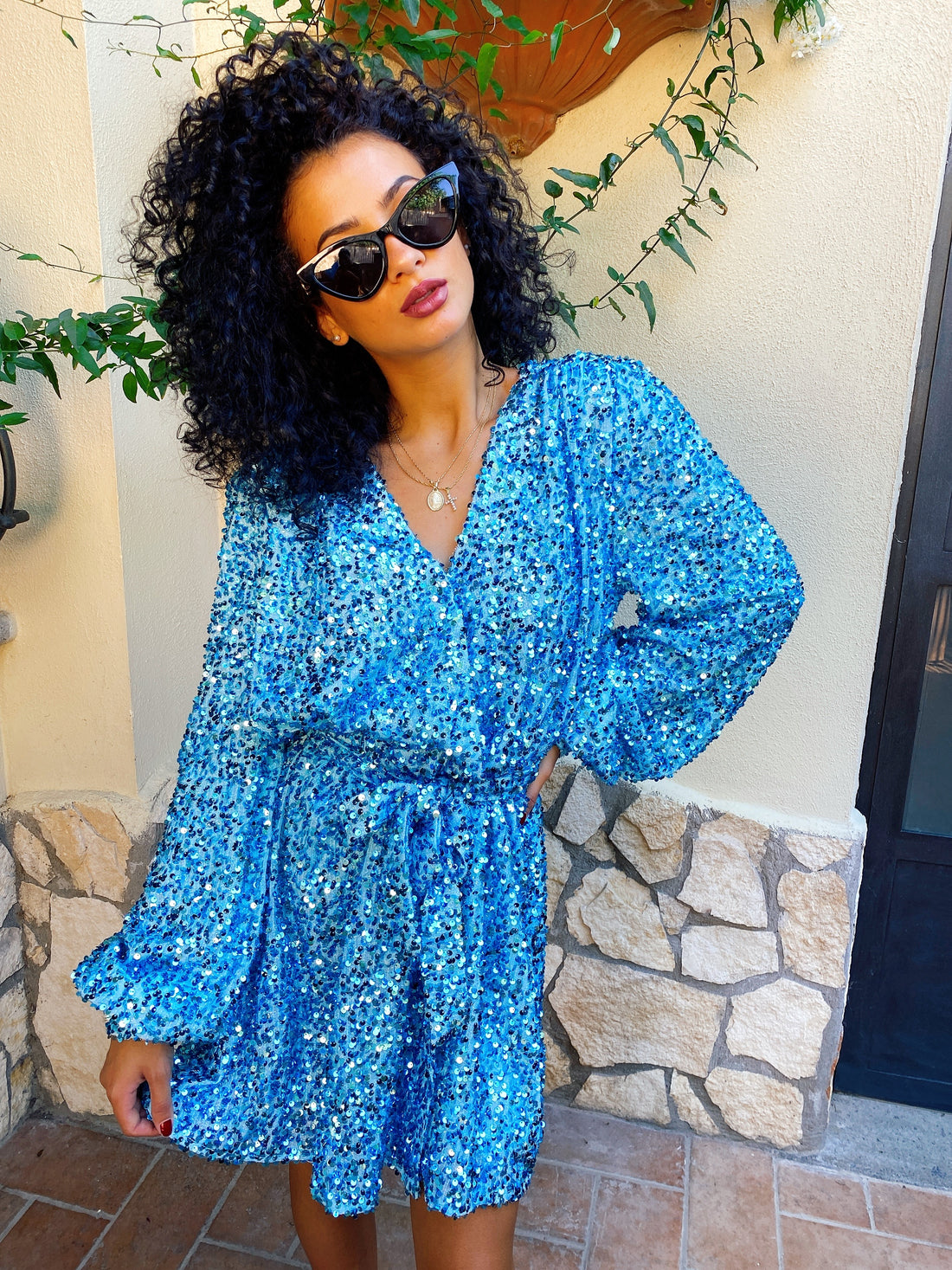 Abito con paillettes manica lunga azzurro - R.a. Boutique 