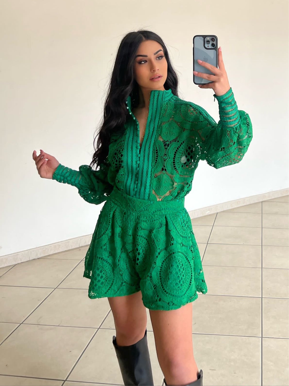 Completo camicia e short verde in pizzo - R.a. Boutique 