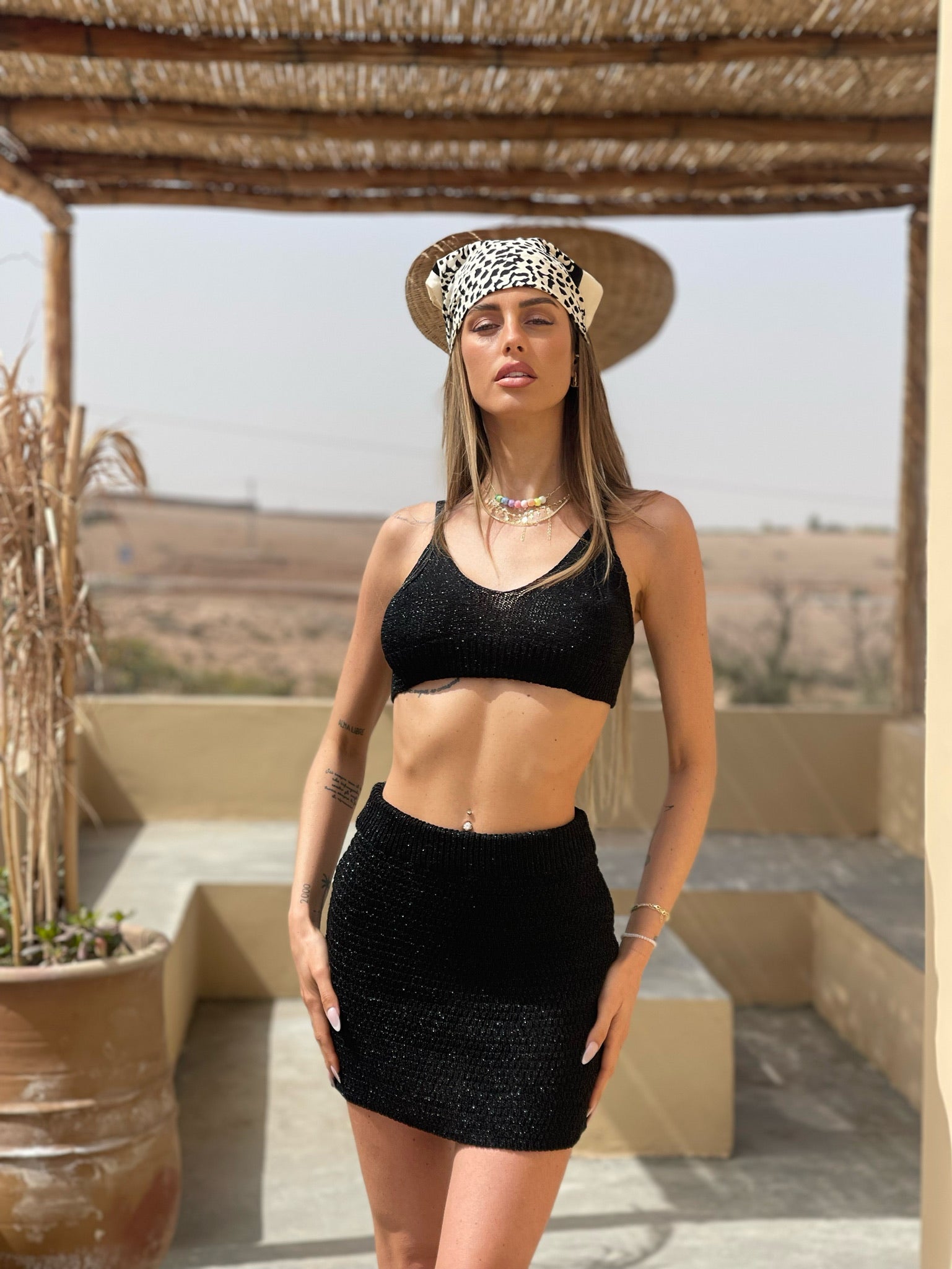 Completo top e gonna corta nero lurex - R.a. Boutique 