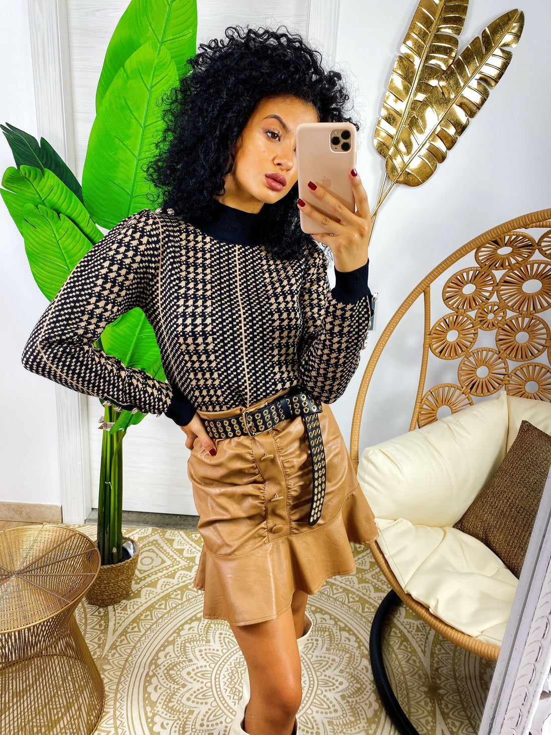 Maglione a collo alto nero beige - R.a. Boutique 