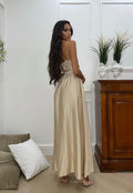 Abito in raso con maxi spacco champagne - R.a. Boutique 