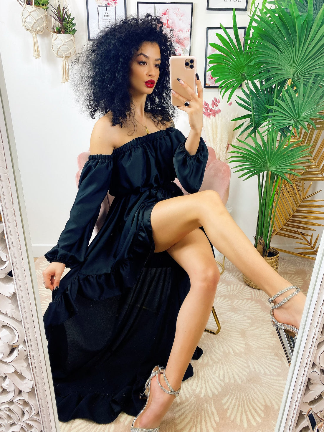 Abito in raso lungo con gonna corta davanti nero - R.a. Boutique 