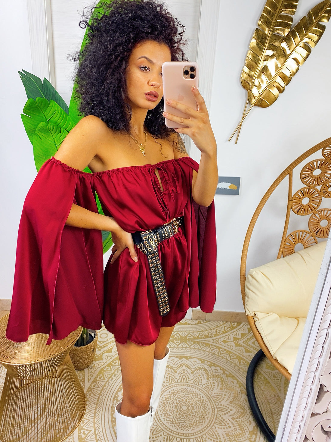 Tutina in raso con scollo a barchetta manica lunga bordeaux - R.a. Boutique 