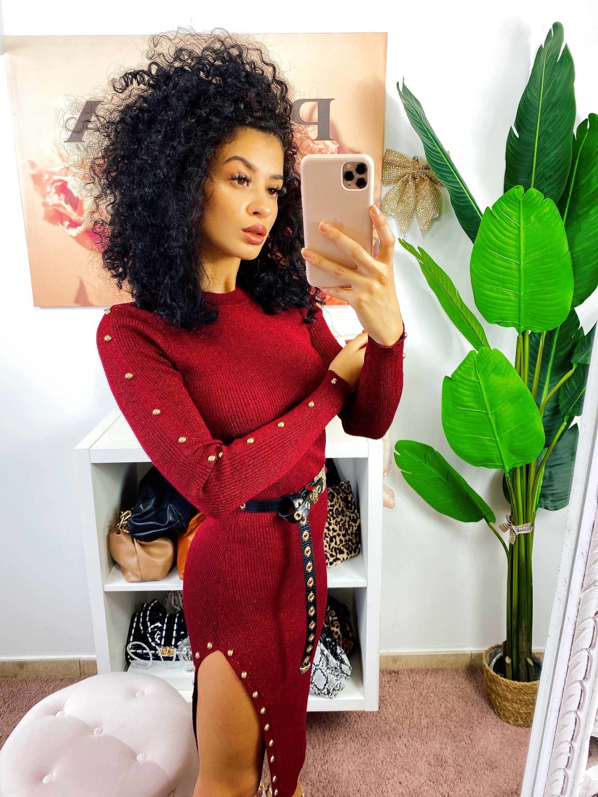 Abito midi Bordeaux con borchie e spacco - R.a. Boutique 