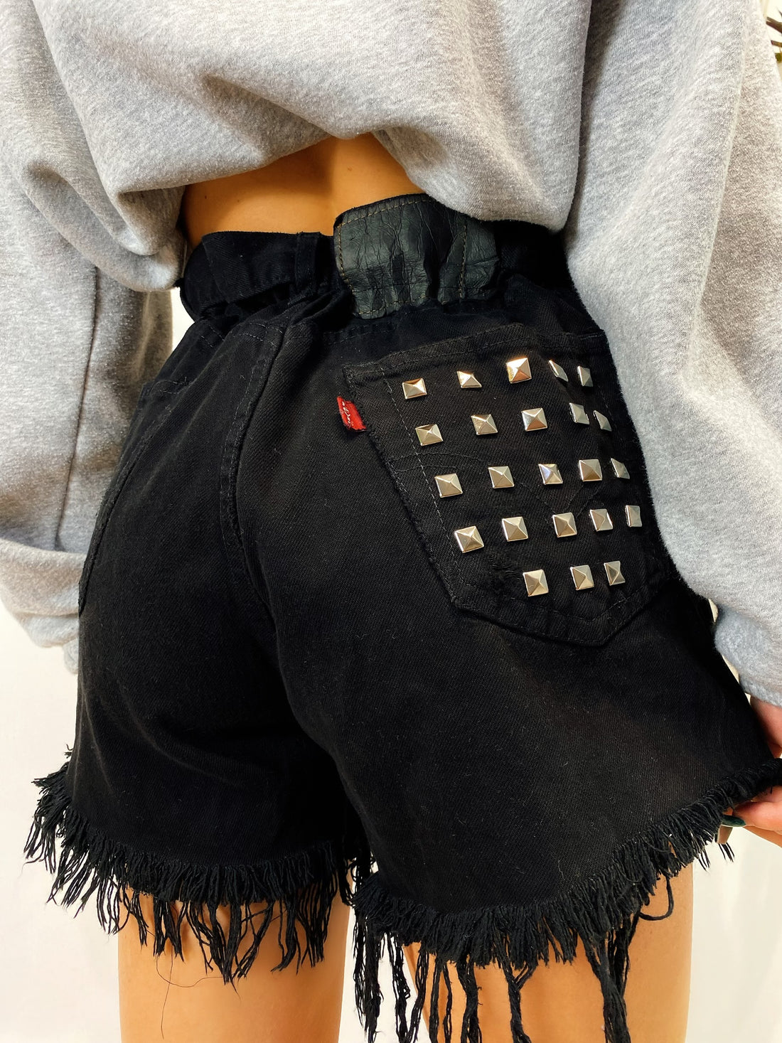 Short Levi’s Vintage con Borchie Nero - R.a. Boutique 