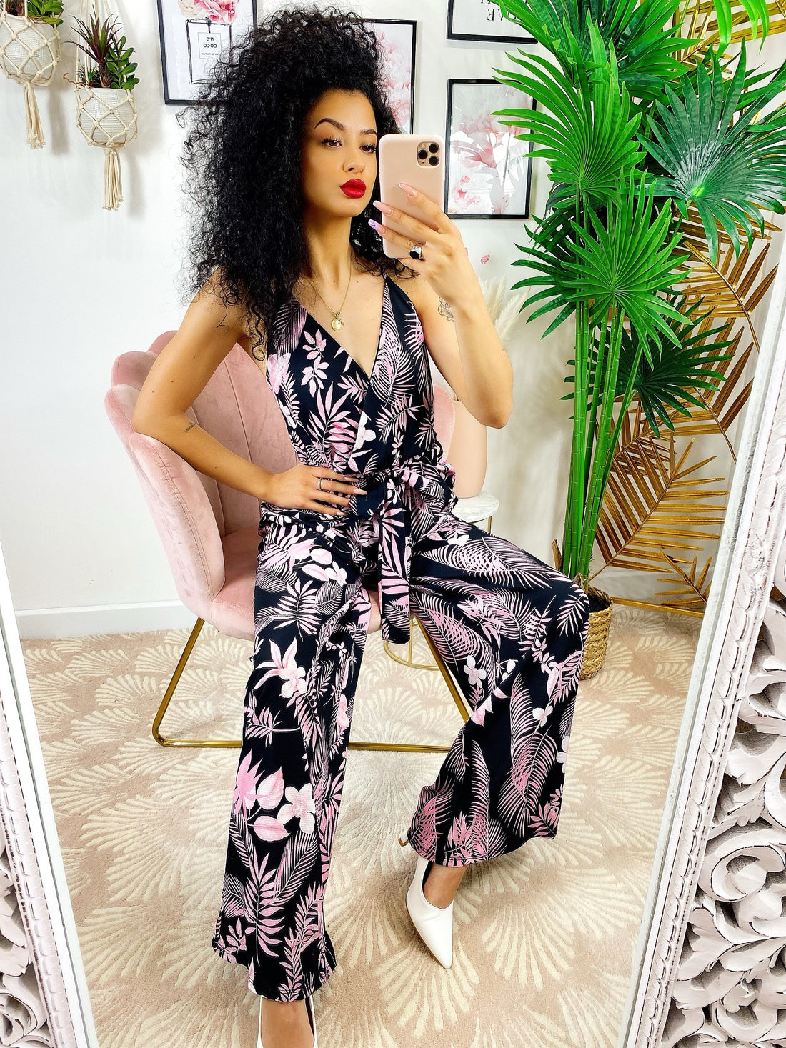 Tuta floreale base nera fiori Rosa - R.a. Boutique 