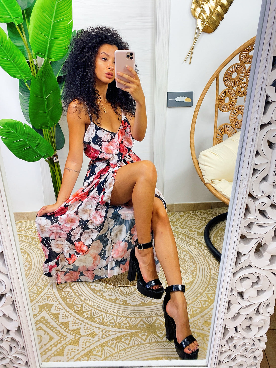 Abito con gonna asimmetrica e fiorellini nero - R.a. Boutique 