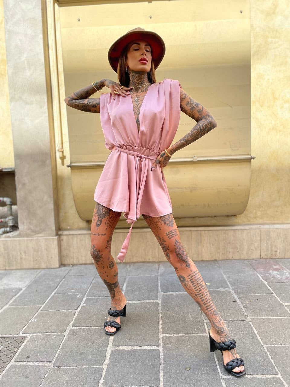 Tutina in raso rosa - R.a. Boutique 