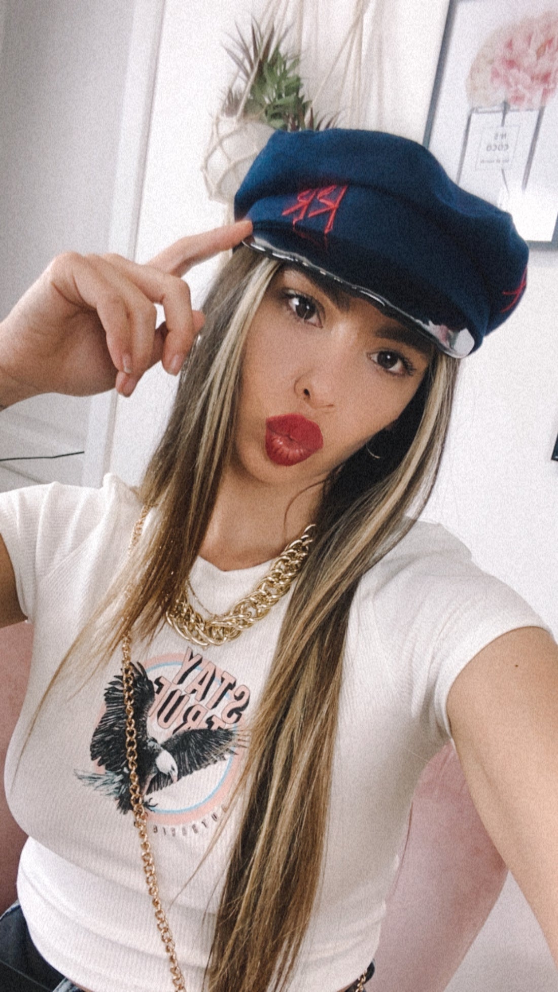 Berretto blu con scritta rossa - R.a. Boutique 