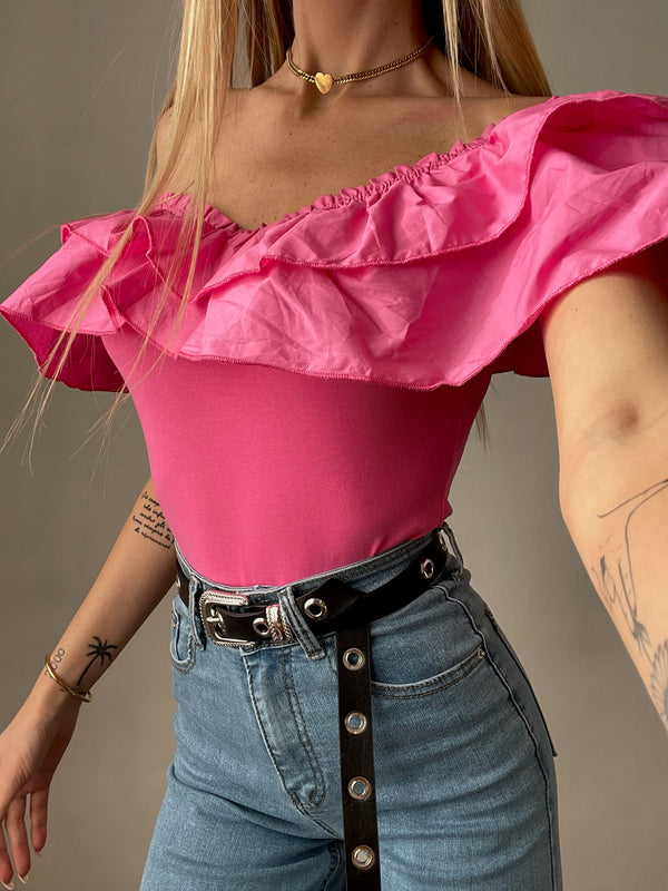 Bodysuit mit U-Boot-Ausschnitt und Fuchsia Rouches